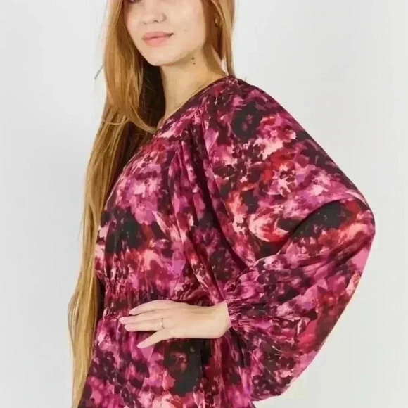 Vince Camuto Womens XSMALL Blouse Pink Smocked Ruffled Balloon 3/4 Sleeve V-neck - Picture 2 of 8